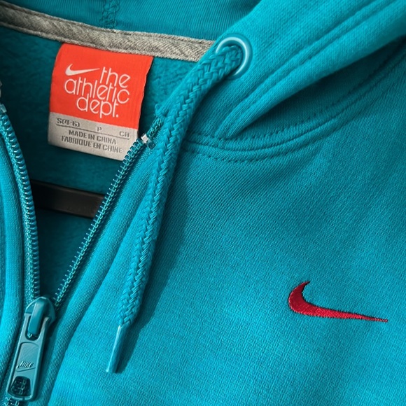 Teal Nike Hoodie - Picture 2 of 5